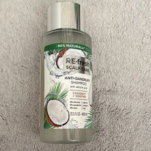 Refresh Scalp Care Anti-Dandruff Shampoo with Coconut and Green Accents